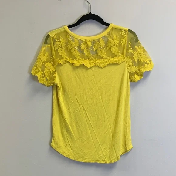 Yellow Lace Sleeve Women's Top - Picture 3 of 6